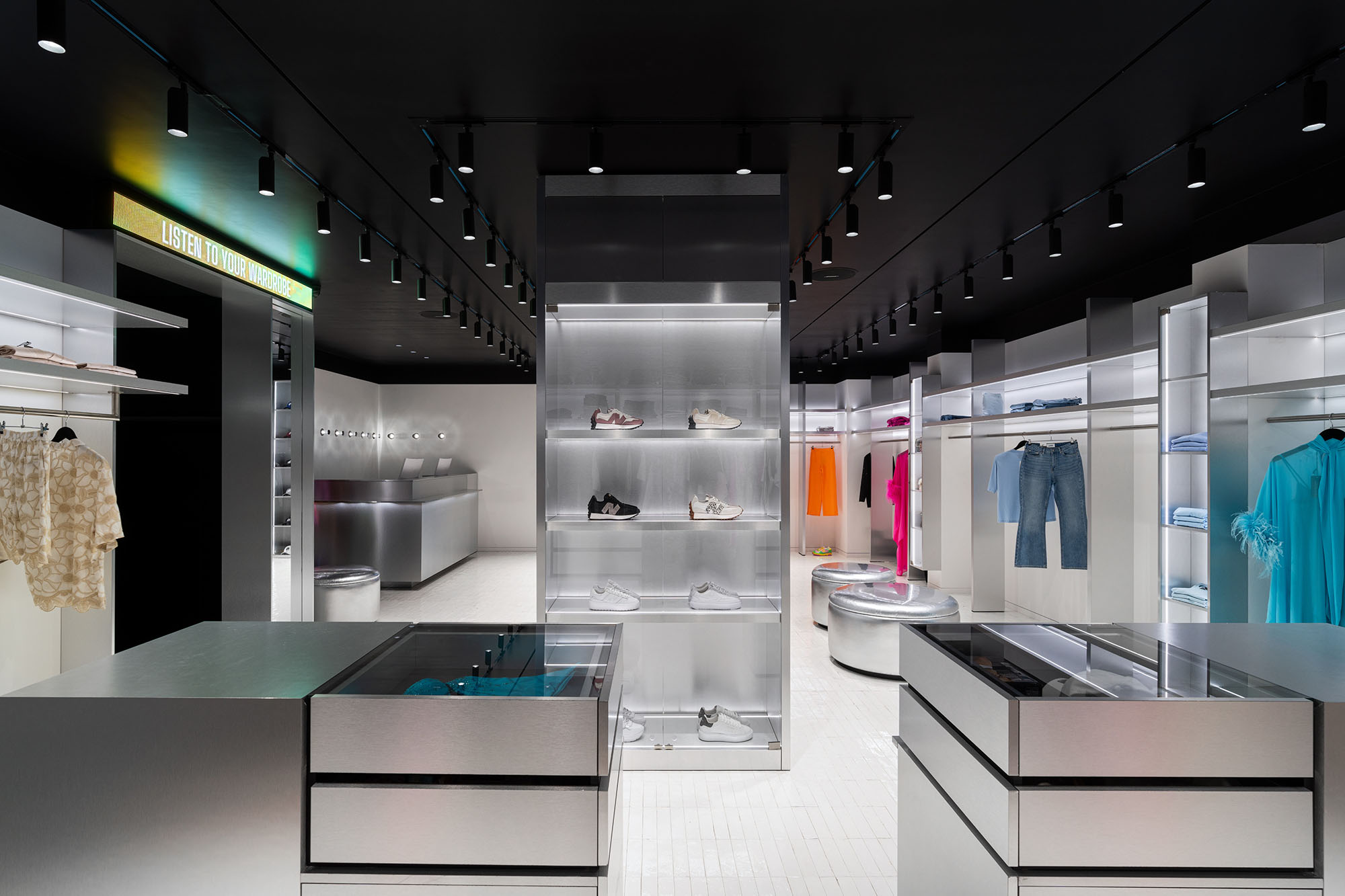 Carmine Abate,零售店設計,Mazzola,意大利,那不勒斯,服裝店,精品店,店鋪設計