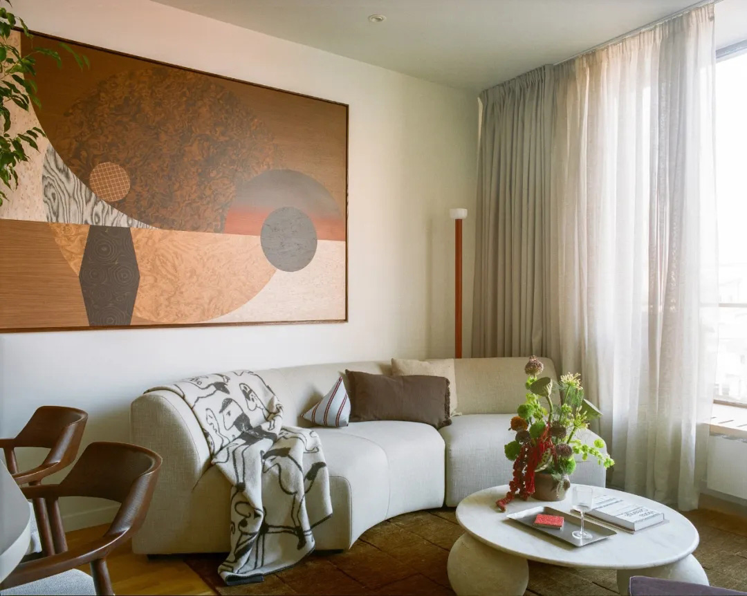 OMAMBO,公寓設計,公寓設計案例,羅馬尼亞,小公寓,原木色,住宅改造