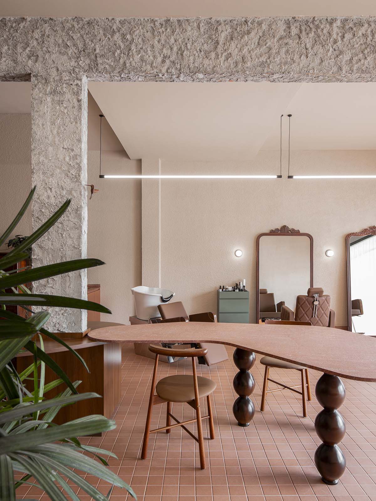 理發店設計,理發店設計案例,創意理發店,Sarturi Gumz Arquitetos,理發店設計方案,美發沙龍空間,Marcia Leal Hair Studio,巴西