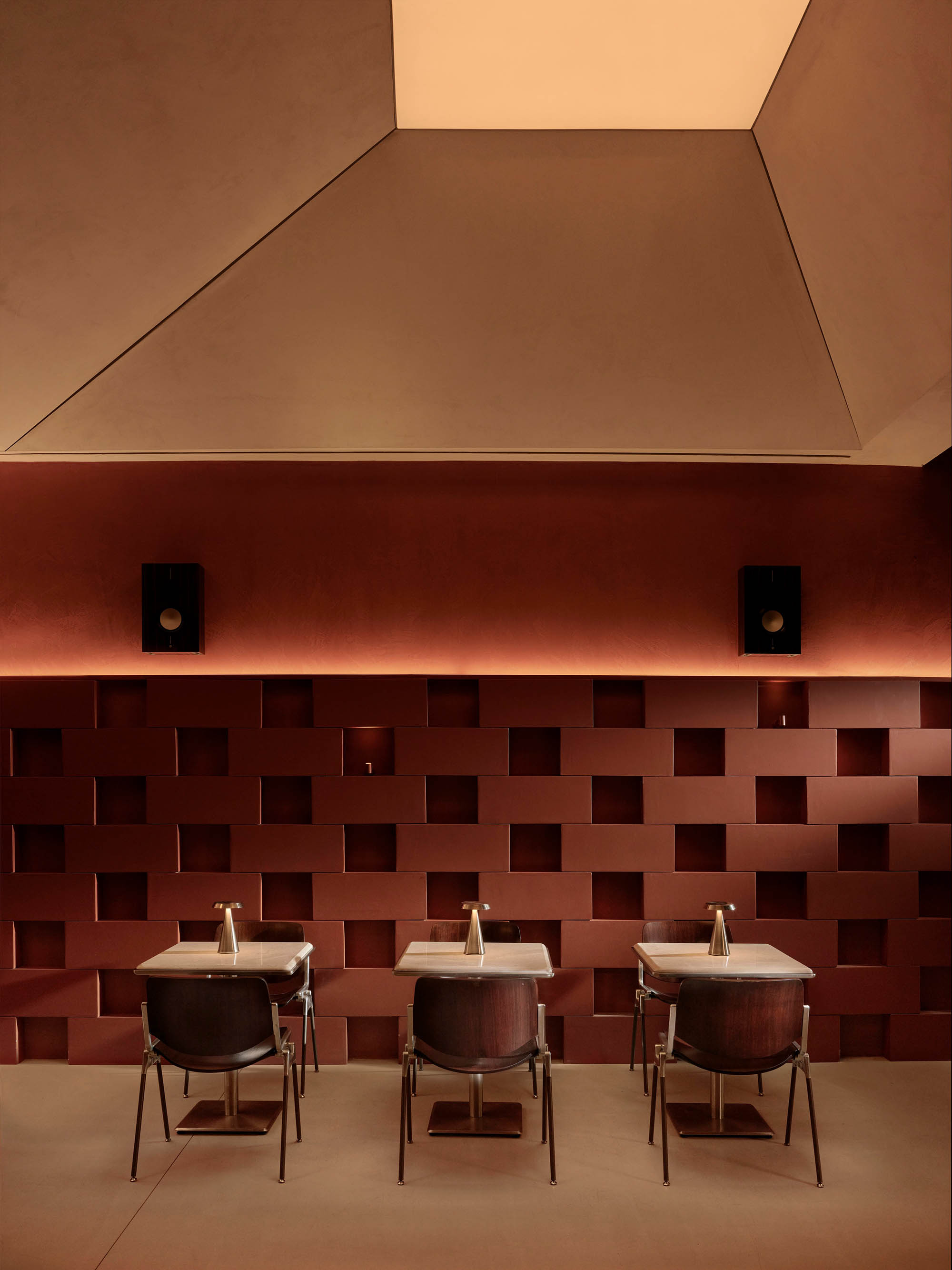 餐廳設計,餐酒吧設計,休閑餐廳設計,Urbanjobs Istanbul,酒吧設計,酒吧設計案例,酒館設計,土耳其,伊斯坦布爾,休閑酒吧餐廳