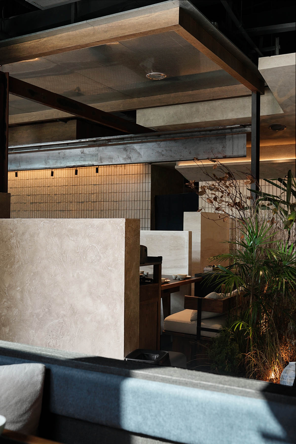 餐廳設計,休閑餐廳設計,火鍋店設計,餐廳裝修,火鍋店設計案例,火鍋店設計方案,武漢藍果子LANGUOZI火鍋,武漢,山野設計