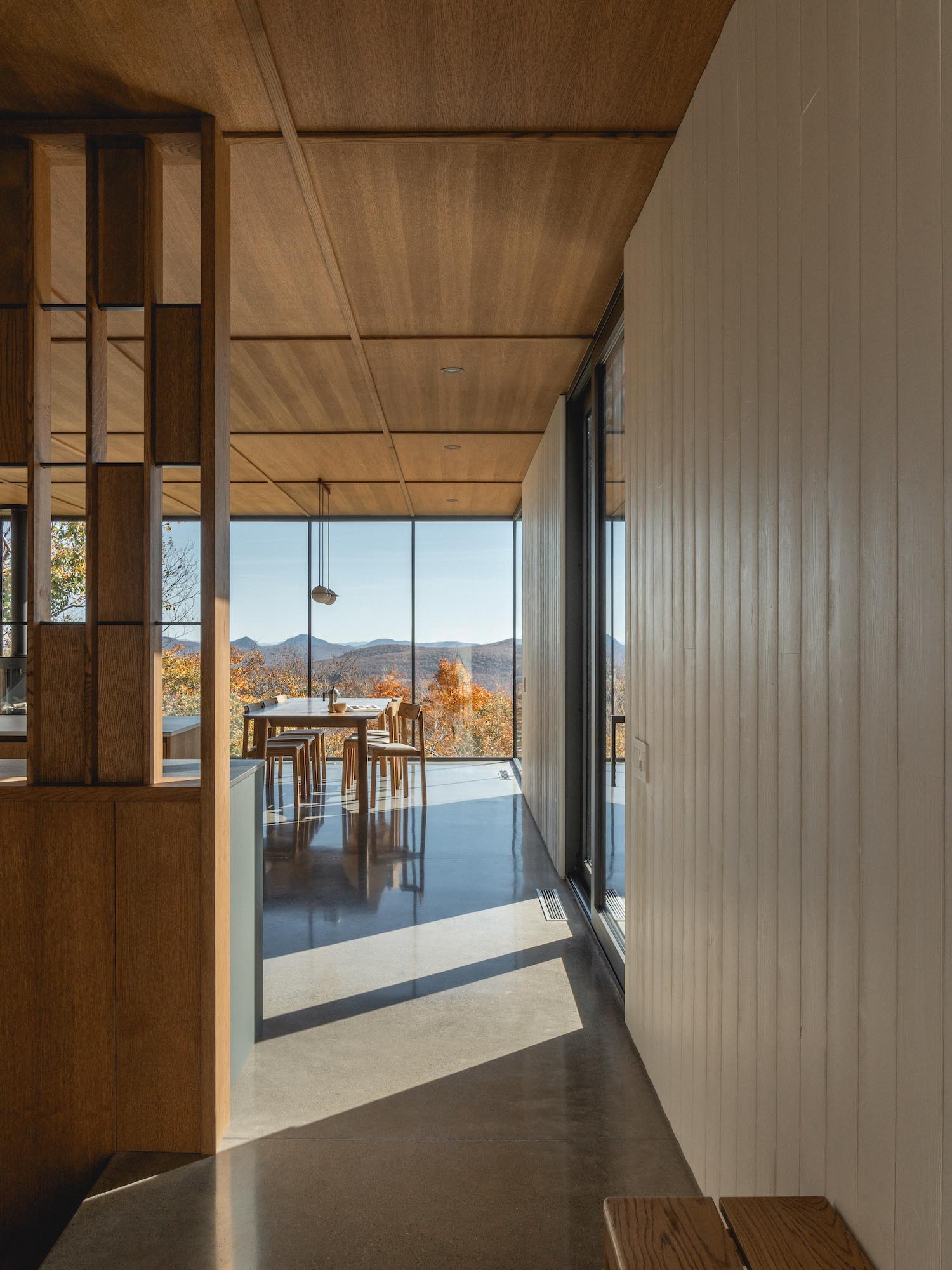 Atelier II I7,別墅設計,別墅設計案例,加拿大,極簡主義別墅,極簡主義,山景別墅