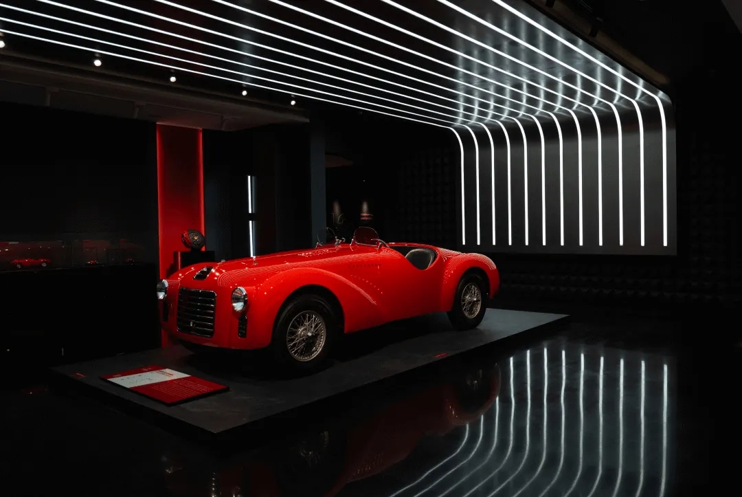 展廳設計,展館設計,汽車展廳,汽車博物館,汽車主題館,博物館設計,法拉利展館,成都三和老爺車博物館「躍馬傳奇」主題館,成都,UDS有洋建築/尤洋