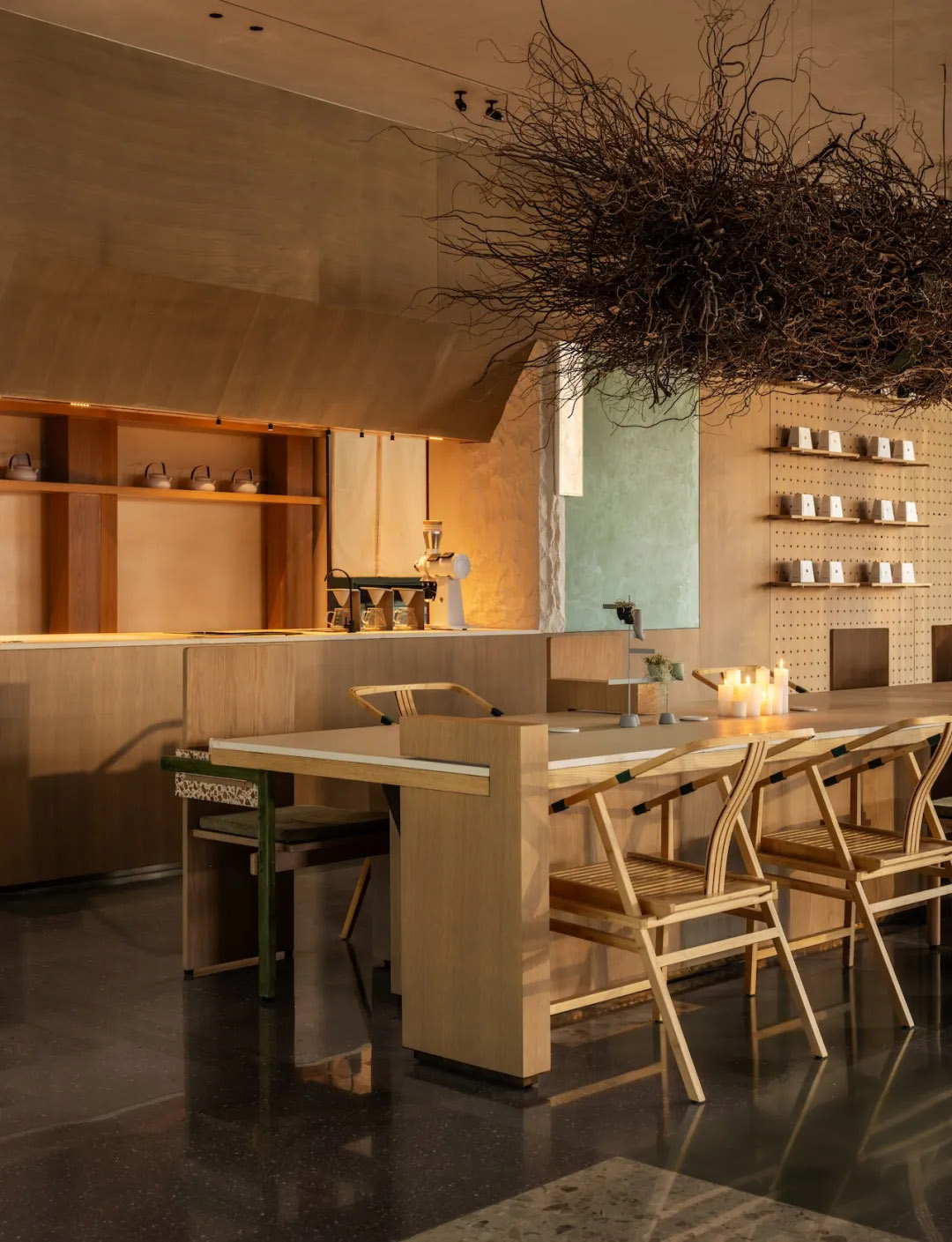 茶飲店設計,旗艦店設計,東方美學茶飲店,茶具零售店設計,茶飲店設計案例,茶飲店設計方案,東方美學主題茶飲店,深圳ZENS T 企鵝島旗艦店,深圳,哲品茶廳旗艦店,DPD遞加設計