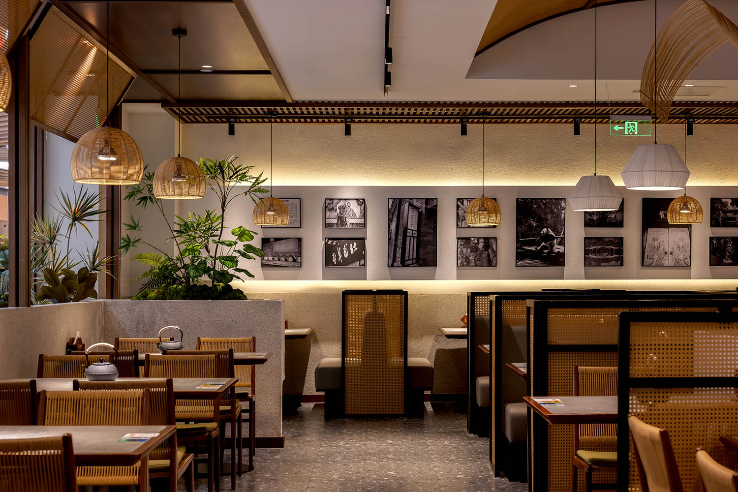 餐廳設計,休閑餐廳設計,川菜餐廳設計,餐廳裝修,餐廳設計案例,餐廳設計方案,青島天府老媽川菜餐廳,青島,點度設計