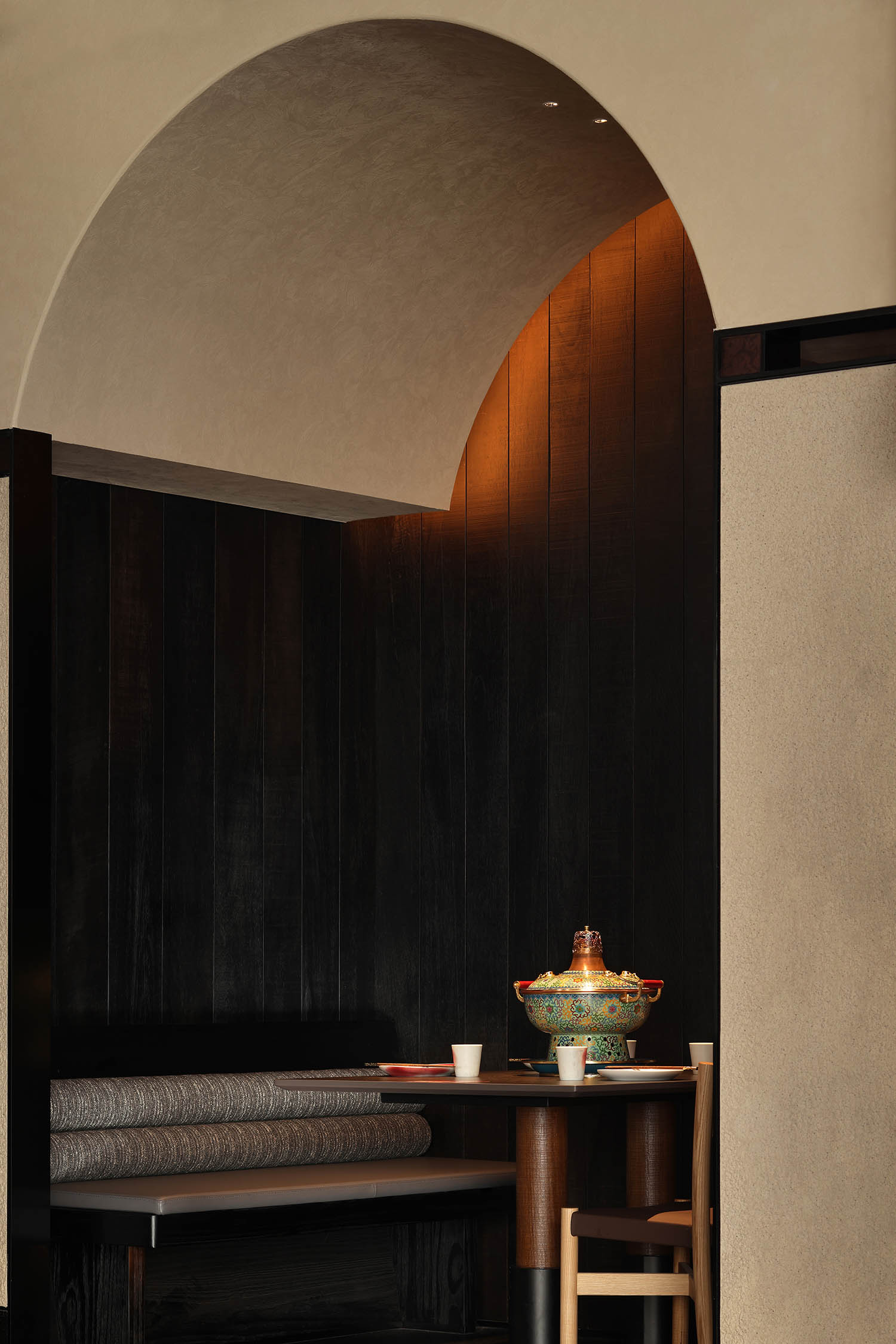 餐廳設計,火鍋店設計,主題火鍋店,銅鍋火鍋店設計,休閑餐廳設計,火鍋店設計案例,火鍋店設計方案,餐廳裝修,主題餐廳設計,西安金昆閣·銅鍋涮肉,西安,IN.X屋裏門外設計,吳為