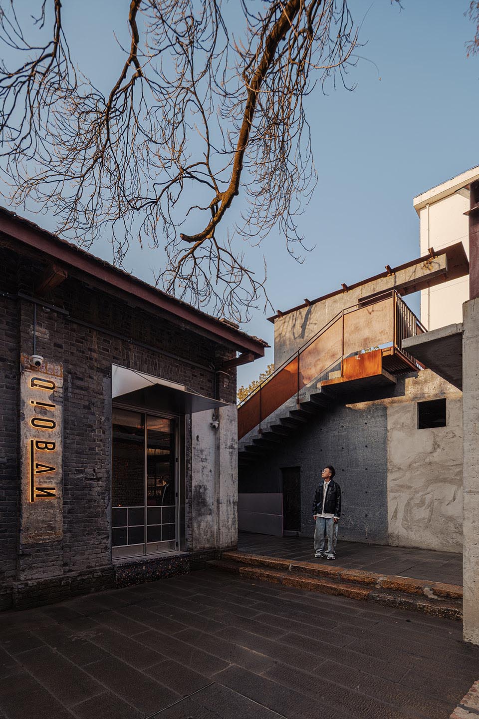 酒吧設計,餐酒吧設計,咖啡廳設計,酒吧設計案例,酒吧設計方案,酒吧裝修,陝西漢中雀斑 QIOBAN Bistro,陝西漢中,貳方設計