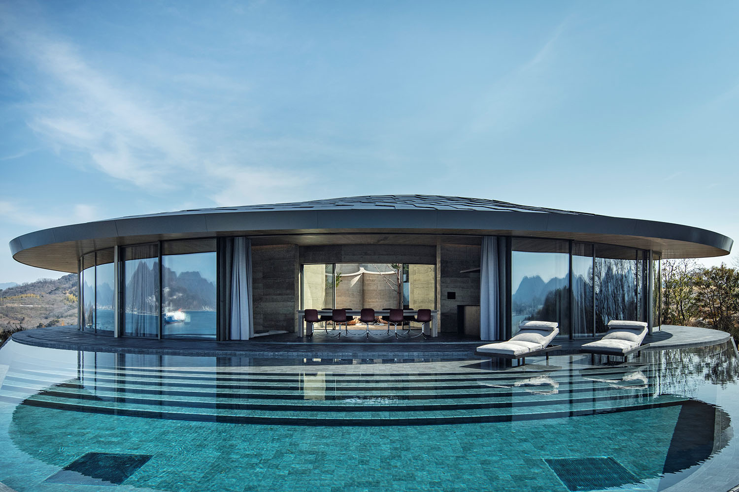 BIG,酒店設計,日本,瀨戶內海,NOT A HOTEL,酒店設計案例,酒店設計方案,度假酒店,精品酒店,設計酒店,極簡主義酒店