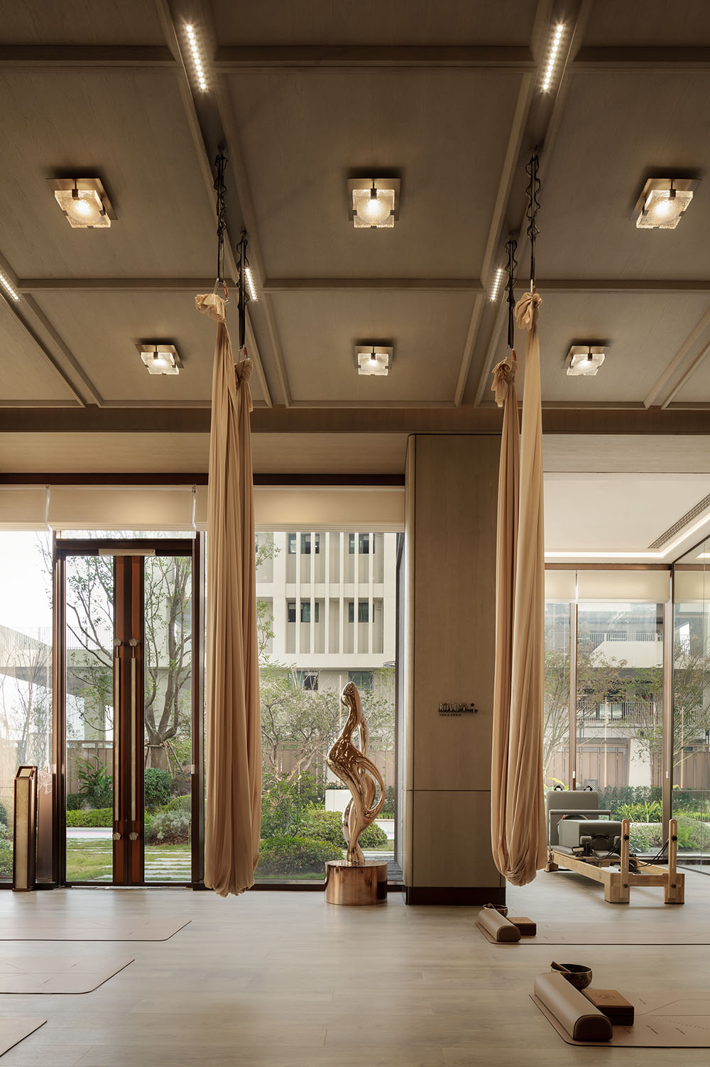 架空層設計,住宅架空層,社區會所設計,架空層會所空間,架空層設計案例,架空層設計方案,湖畔雅貴全齡奢境—福州·榕發譽湖郡架空層,福州,棟三尺設計