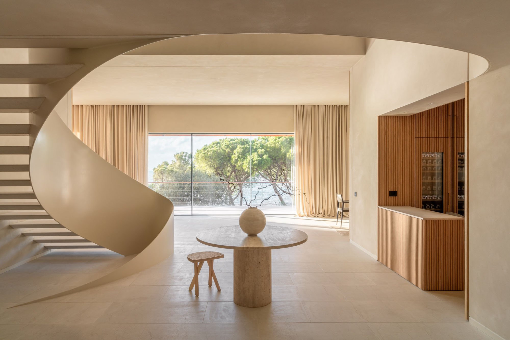 Gosplan,Giordano Hadamik Architects,caarpa,studio.skey,別墅設計,別墅設計案例,意大利,極簡主義別墅,極簡風格,海景別墅