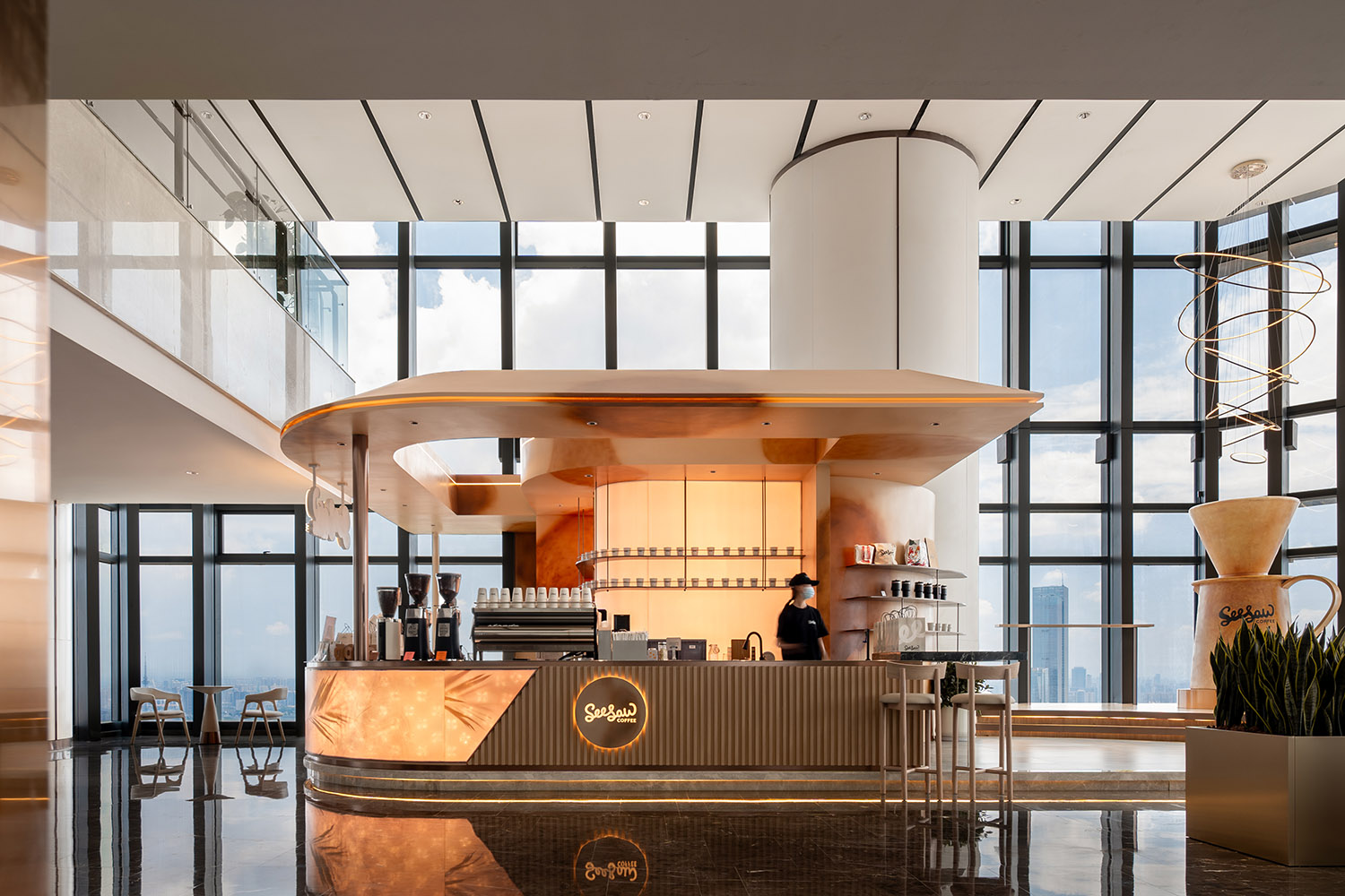 咖啡店設計,開放式咖啡店,精品咖啡店,商務中心咖啡店,咖啡店打卡,咖啡店裝修,咖啡店設計案例,咖啡店設計方案,長沙世茂環球金融中心seesaw coffee,長沙,石見設計
