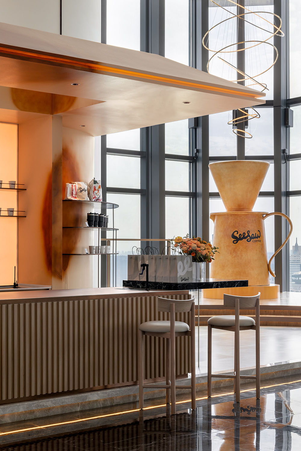 咖啡店設計,開放式咖啡店,精品咖啡店,商務中心咖啡店,咖啡店打卡,咖啡店裝修,咖啡店設計案例,咖啡店設計方案,長沙世茂環球金融中心seesaw coffee,長沙,石見設計
