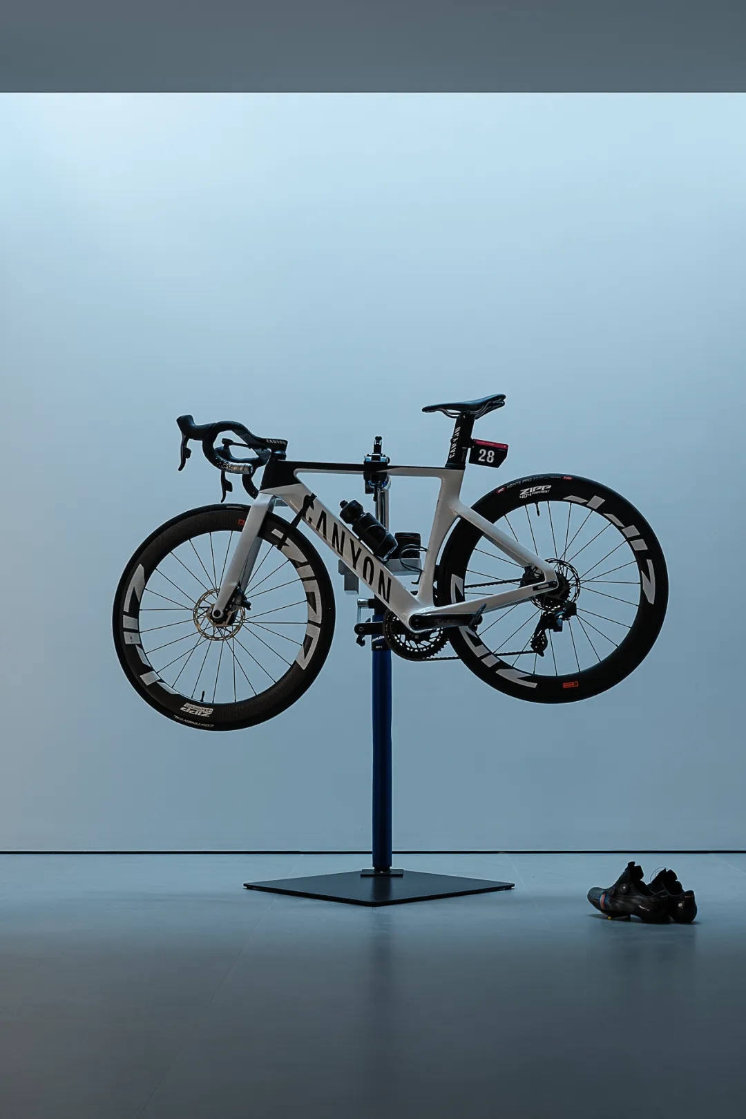 700㎡別墅設計,700㎡,極簡風別墅,別墅設計,現代風格別墅設計,獨棟別墅設計,別墅設計案例,別墅設計方案,上海極簡別墅-與光騎行,上海,FF DESIGN/費崎峰