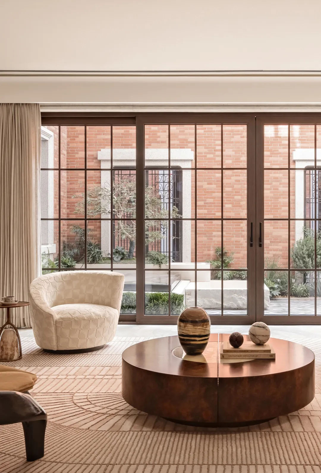 731㎡,樣板間設計,別墅樣板間,樣板間軟裝設計,輕奢樣板間,樣板間設計案例,樣板間設計方案,現代風格樣板間,上海信安裏-弄堂新生藝術共鳴,上海,布魯盟室內設計,布魯盟