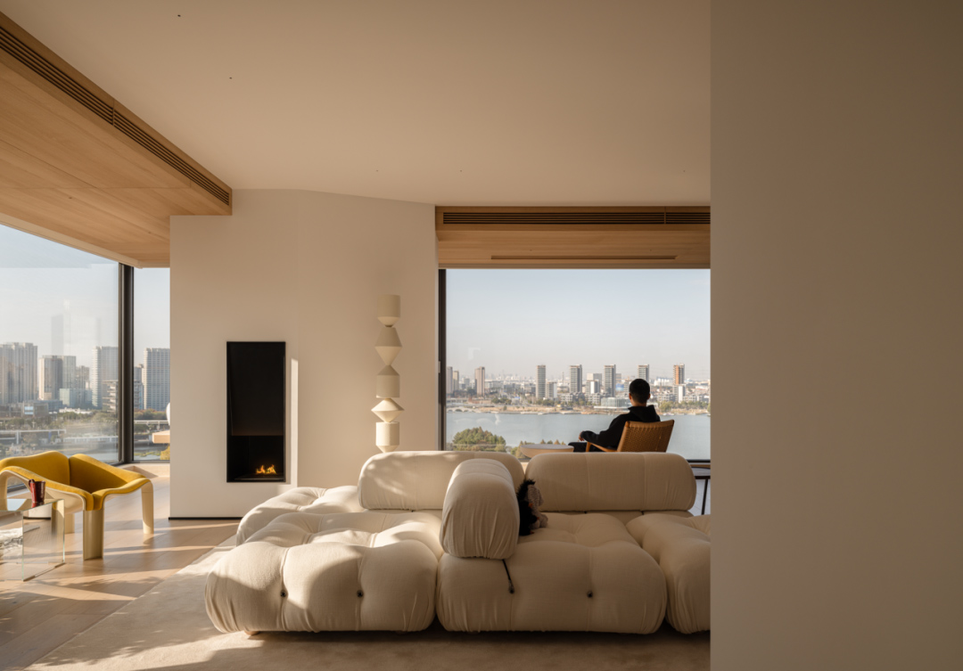 奶油風住宅,大平層設計,現代風格大平層設計,255㎡大平層設計,255㎡,奶油風大平層,大平層設計案例,大平層設計方案,蘇州湖景大平層-光的禮讚,蘇州,陌邸設計/夏末秋初