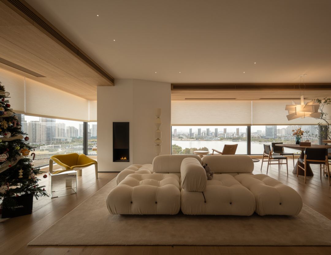 奶油風住宅,大平層設計,現代風格大平層設計,255㎡大平層設計,255㎡,奶油風大平層,大平層設計案例,大平層設計方案,蘇州湖景大平層-光的禮讚,蘇州,陌邸設計/夏末秋初