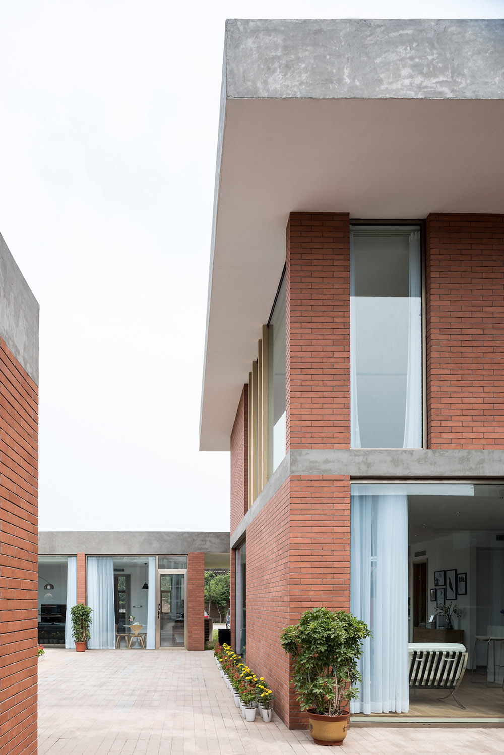 樣板間設計,樣板間設計案例,樣板間設計方案,現代風格樣板間,建築立麵改造,外立麵改造,外立麵設計,院落樣板間,山西晉中田森新晉優品展示中心,山西晉中,WHY Atelier