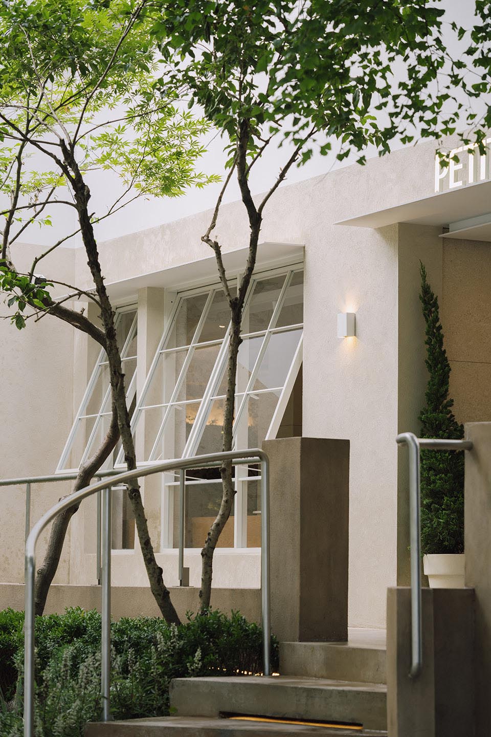 甜品店設計,街邊甜品店設計,甜品店設計案例,甜品店設計方案,商店設計,嫣然甜品杭州大兜路店,杭州,喜叻空間研究