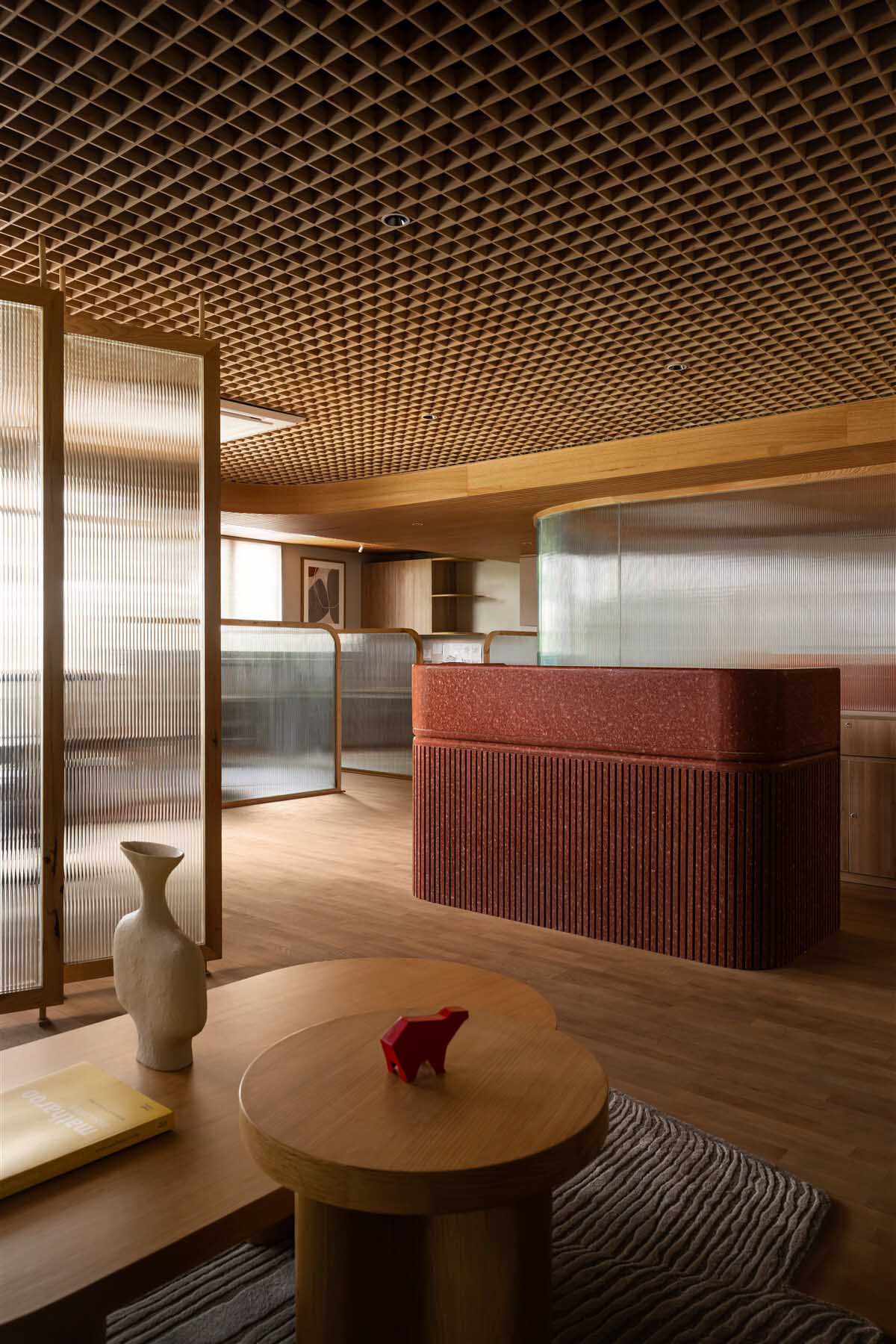 The Purple Ink Studio,辦公室設計案例,辦公室設計方案,印度,極簡風格辦公室,工業公司辦公室,辦公室設計