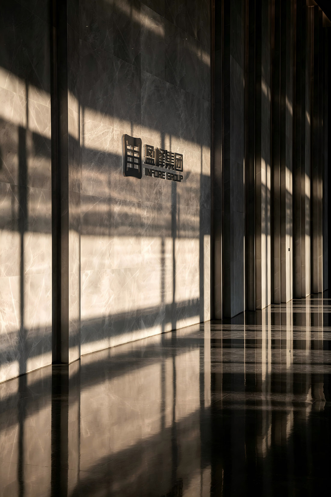 立麵改造,建築改造,建築立麵改造,辦公室大堂改造,重塑總部商務新標杆-順德盈峰中心形象門戶升級,廣東順德,睿住天元設計
